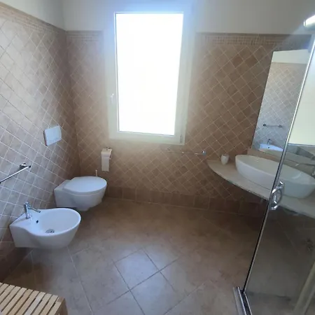 Villa With Private Pool For 10 People Monte Petrosu